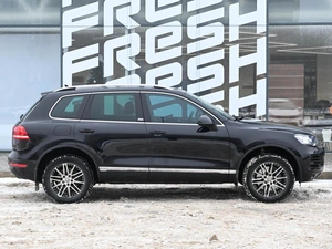 Внедорожник Volkswagen Touareg 2011 года, 2050000 рублей, Волгоград