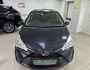 Хетчбэк Toyota Vitz 2018 года, 1120000 рублей, Ачинск