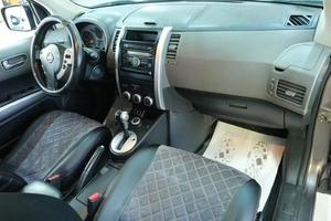 Внедорожник Nissan X-Trail 2008 года, 989000 рублей, Омск