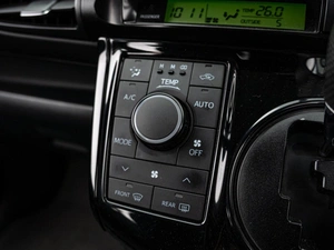 Минивэн Toyota Wish 2010 года, 1320000 рублей, Краснодар