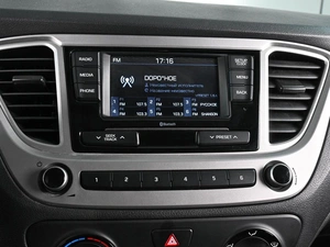 Седан Hyundai Solaris 2019 года, 1319000 рублей, Аксай