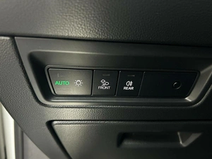 Внедорожник Volkswagen Touareg 2018 года, 3975000 рублей, Красноярск