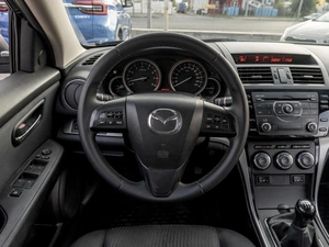 Седан Mazda 6 2010 года, 979000 рублей, Саратов