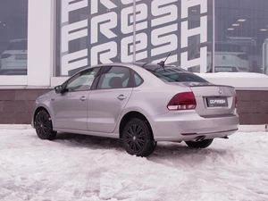 Седан Volkswagen Polo 2019 года, 1420000 рублей, Владимир