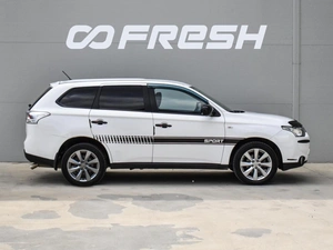 Внедорожник Mitsubishi Outlander 2014 года, 1550000 рублей, Краснодар