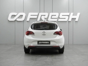 Хетчбэк Opel Astra 2013 года, 949000 рублей, Воронеж