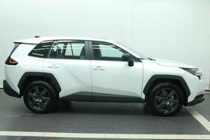 Внедорожник Toyota RAV4 2026 года, 4295000 рублей, Красноярск