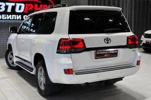 Внедорожник Toyota Land Cruiser 2010 года, 3400000 рублей, Красноярск