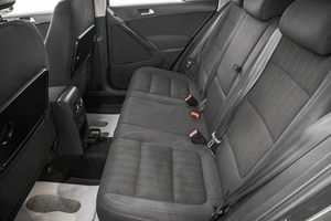 Внедорожник Volkswagen Tiguan 2014 года, 1259000 рублей, Барнаул