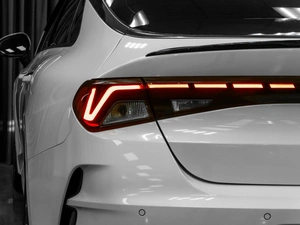 Седан Kia K5 2021 года, 2199000 рублей, Тюмень