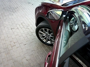 Внедорожник Toyota RAV4 2016 года, 2200000 рублей, Уфа