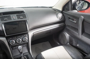 Седан Mazda 6 2011 года, 989000 рублей, Томск
