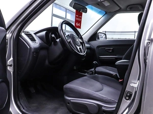 Хетчбэк Kia Soul 2011 года, 700000 рублей, Красноярск