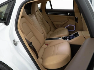 Лифтбек Porsche Panamera 4 2022 года, 12296900 рублей, Москва