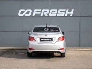 Седан Hyundai Solaris 2016 года, 840000 рублей, Краснодар