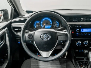 Седан Toyota Corolla 2013 года, 1175000 рублей, Красноярск