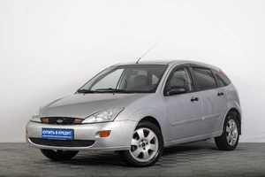 Хетчбэк Ford Focus 2001 года, 229000 рублей, Томск