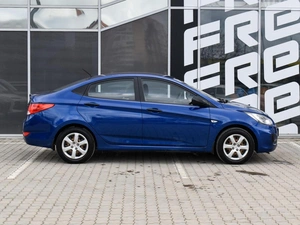 Седан Hyundai Solaris 2012 года, 730000 рублей, Краснодар