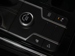 Внедорожник Kia Sorento 2021 года, 3550000 рублей, Омск