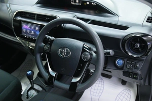 Хетчбэк Toyota Aqua 2019 года, 1248000 рублей, Солонцы