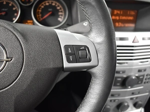 Хетчбэк Opel Astra 2014 года, 648200 рублей, Казань