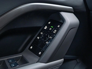 Внедорожник Audi Q5L 2026 года, 6129000 рублей, Краснодар