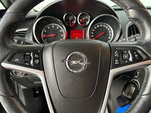 Хэтчбек Opel Astra 2013 года, 1160000 рублей, Смоленск