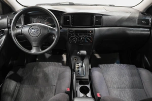 Седан Toyota Corolla 2002 года, 529000 рублей, Новокузнецк