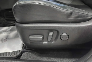 Внедорожник Toyota RAV4 2017 года, 2470000 рублей, Красноярск