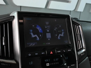 Внедорожник Toyota Land Cruiser 2019 года, 7749000 рублей, Ростов-на-Дону