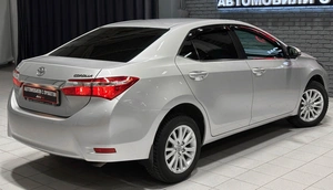 Седан Toyota Corolla 2013 года, 1347000 рублей, Красноярск