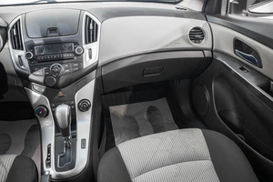 Седан Chevrolet Cruze 2014 года, 799000 рублей, Барнаул