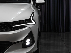 Седан Kia K5 2021 года, 2199000 рублей, Тюмень