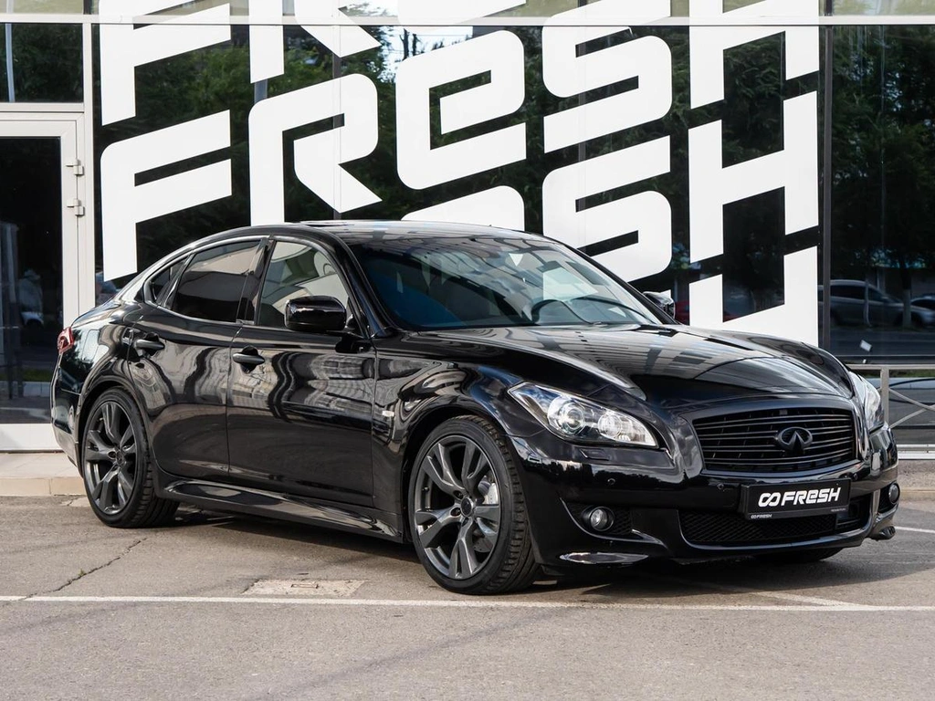 Седан Infiniti Q70 2014 года, 1940000 рублей, Волгоград