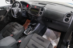 Внедорожник Volkswagen Tiguan 2009 года, 1119000 рублей, Новокузнецк