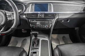 Седан Kia Optima 2017 года, 1699000 рублей, Барнаул
