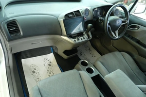 Минивэн Honda Stream 2010 года, 1259000 рублей, Омск