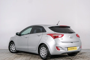 Хетчбэк Hyundai i30 2013 года, 849000 рублей, Красноярск