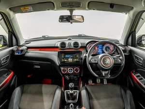 Хетчбэк Suzuki Swift 2019 года, 1350000 рублей, Красноярск