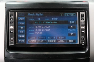 Минивэн Toyota Voxy 2008 года, 1179000 рублей, Омск