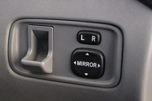 Хетчбэк Toyota Vitz 2002 года, 429000 рублей, Омск