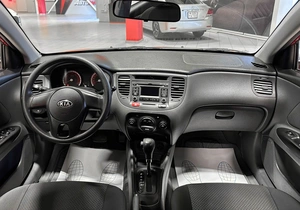 Седан Kia Rio 2009 года, 667000 рублей, Красноярск