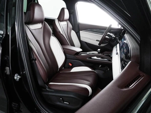 Внедорожник Geely Monjaro 2022 года, 3189000 рублей, Воронеж