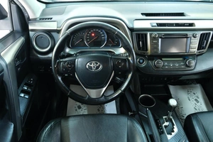 Внедорожник Toyota RAV4 2013 года, 2349000 рублей, Омск
