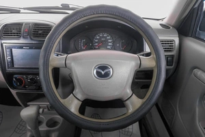 Хетчбэк Mazda Demio 2001 года, 349000 рублей, Кемерово