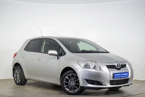 Хетчбэк Toyota Auris 2007 года, 689000 рублей, Оренбург