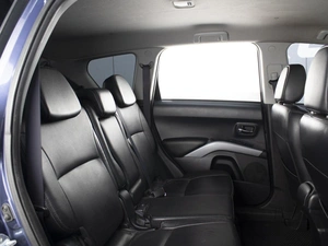 Внедорожник Peugeot 4007 2008 года, 890000 рублей, Омск