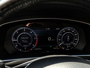Внедорожник Volkswagen Tiguan 2017 года, 2375000 рублей, Краснодар