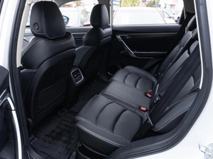 Внедорожник Geely Atlas Pro 2022 года, 2149000 рублей, Саратов