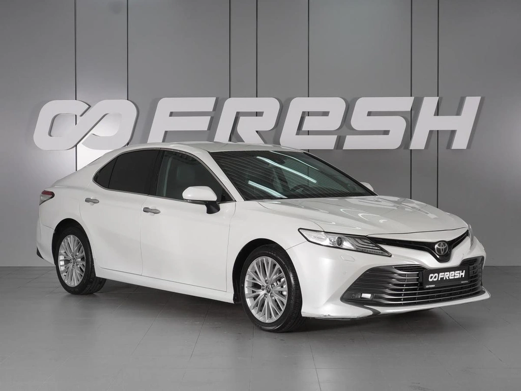 Седан Toyota Camry 2019 года, 2699000 рублей, Минеральные Воды